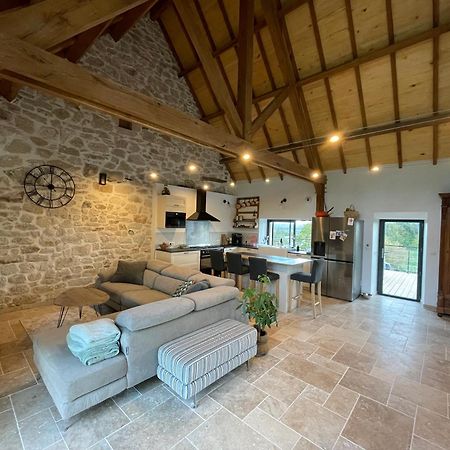 Villa Ancienne Grange Renovee En Xaintrie à Hautefage Extérieur photo